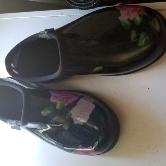 women's Sloggers with roses 6 - Picture 1 of 6